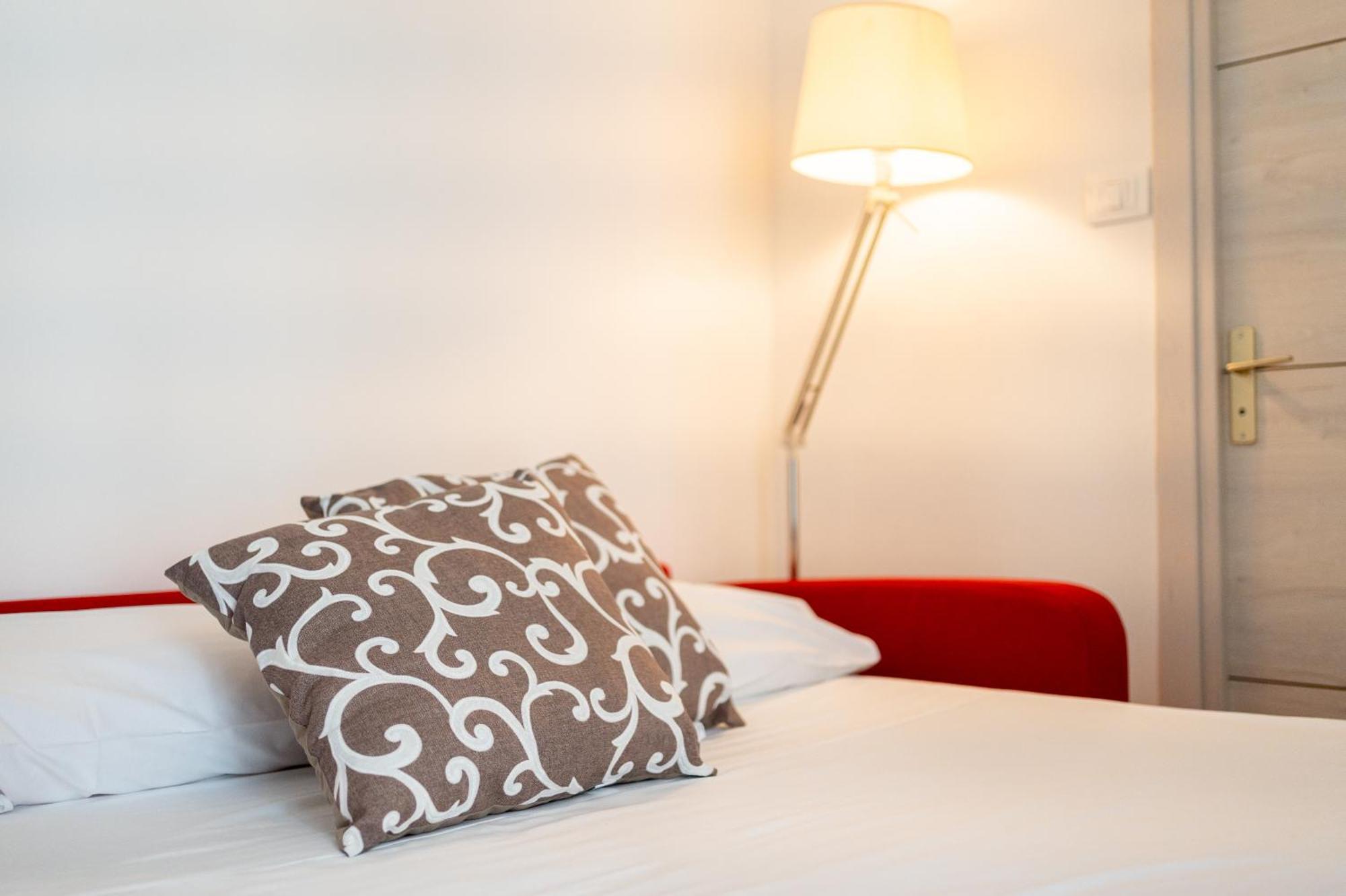 Ferienwohnung Casa Fedra - Pet Friendly - Sea View Bordighera Exterior foto